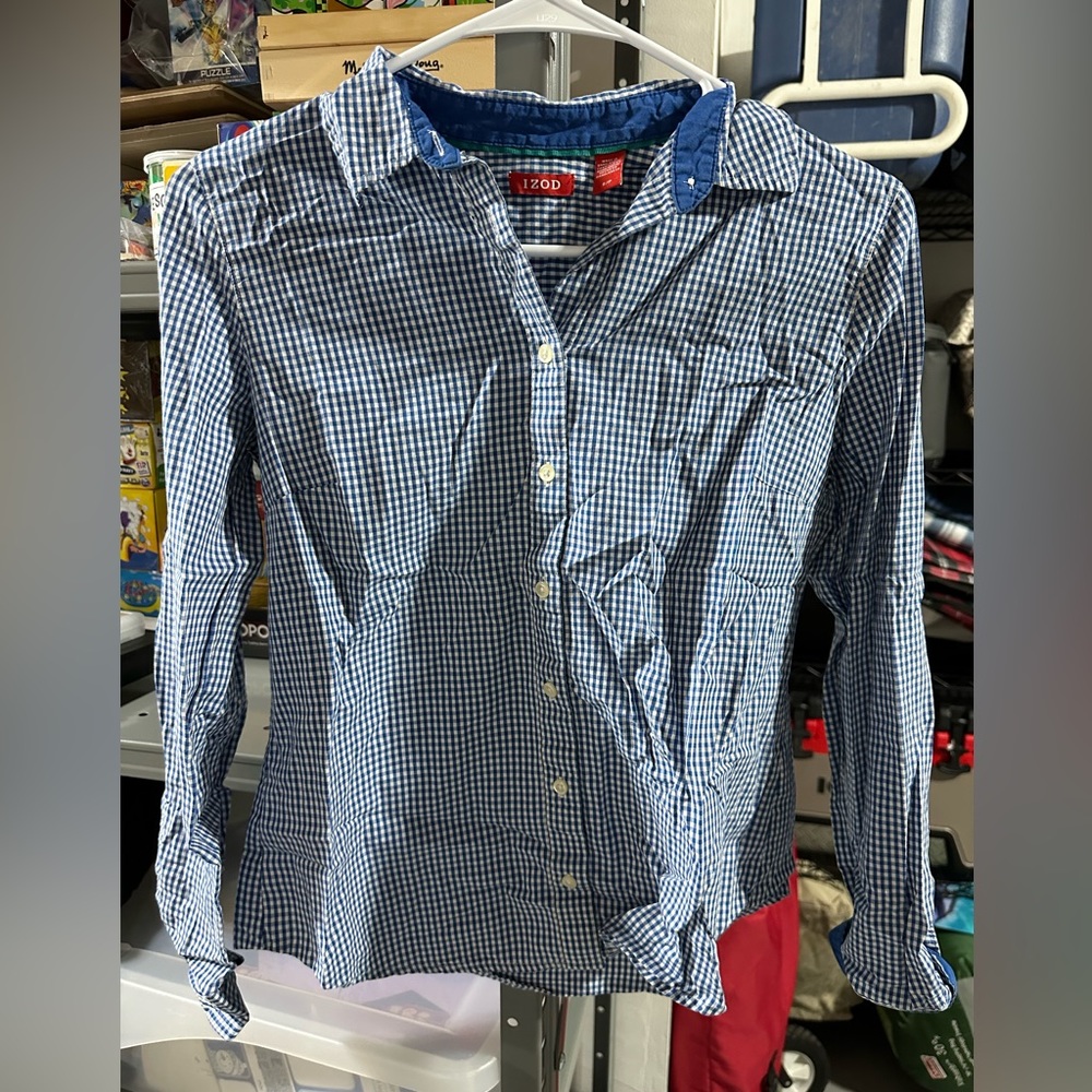 IZOD Small checkered button up, Women’s